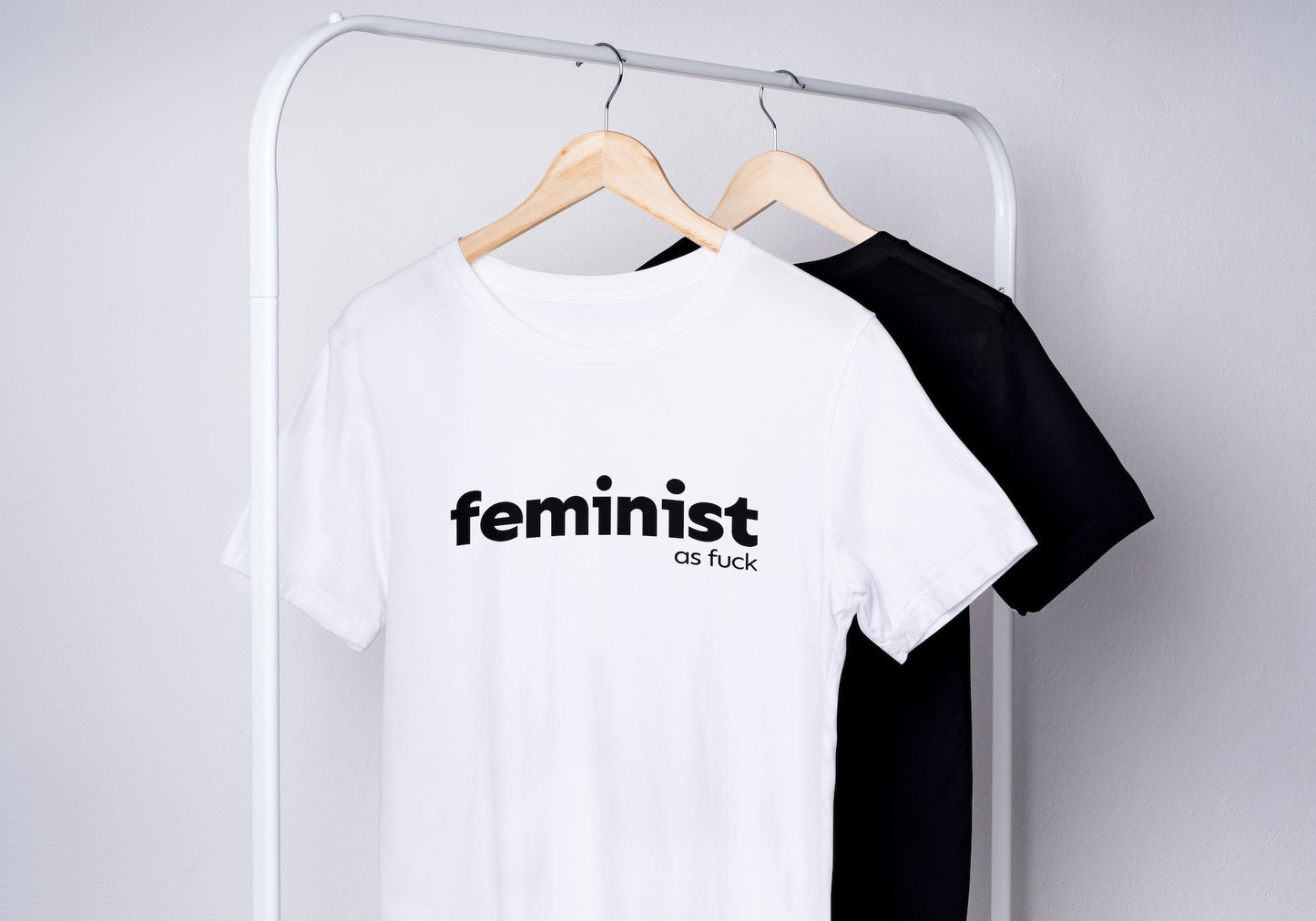 Tričko s krátkým rukávem Feminist as fuck